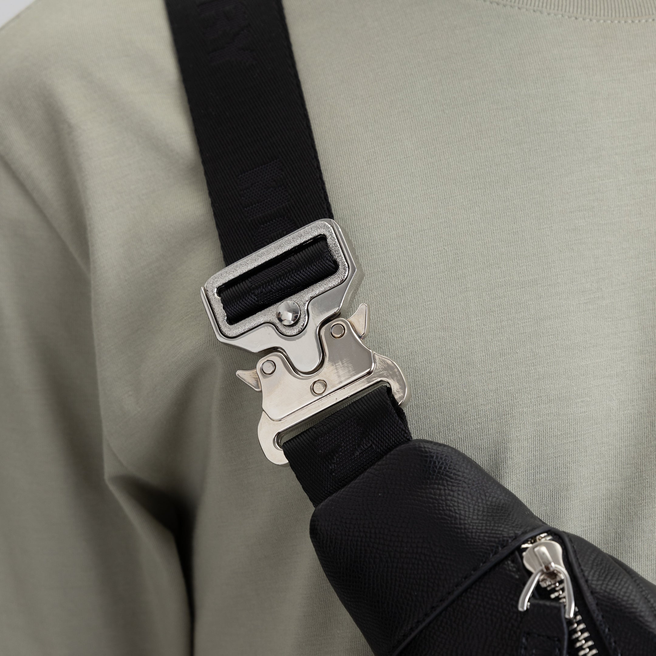 FANNYPACK FIURA
