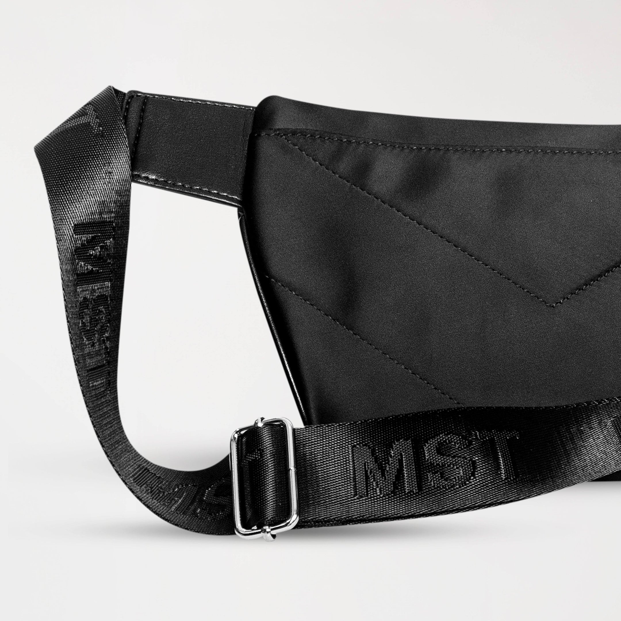 BABEL FANNY PACK MEN BLACK