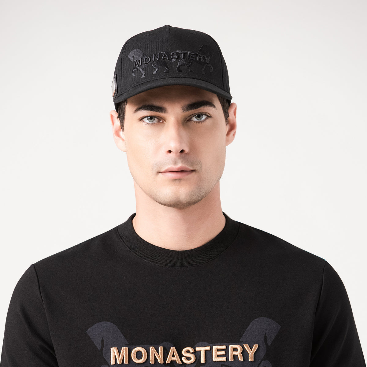 BRIGH CAP UNISEX BLACK U – Monastery | Tienda Oficial Guatemala