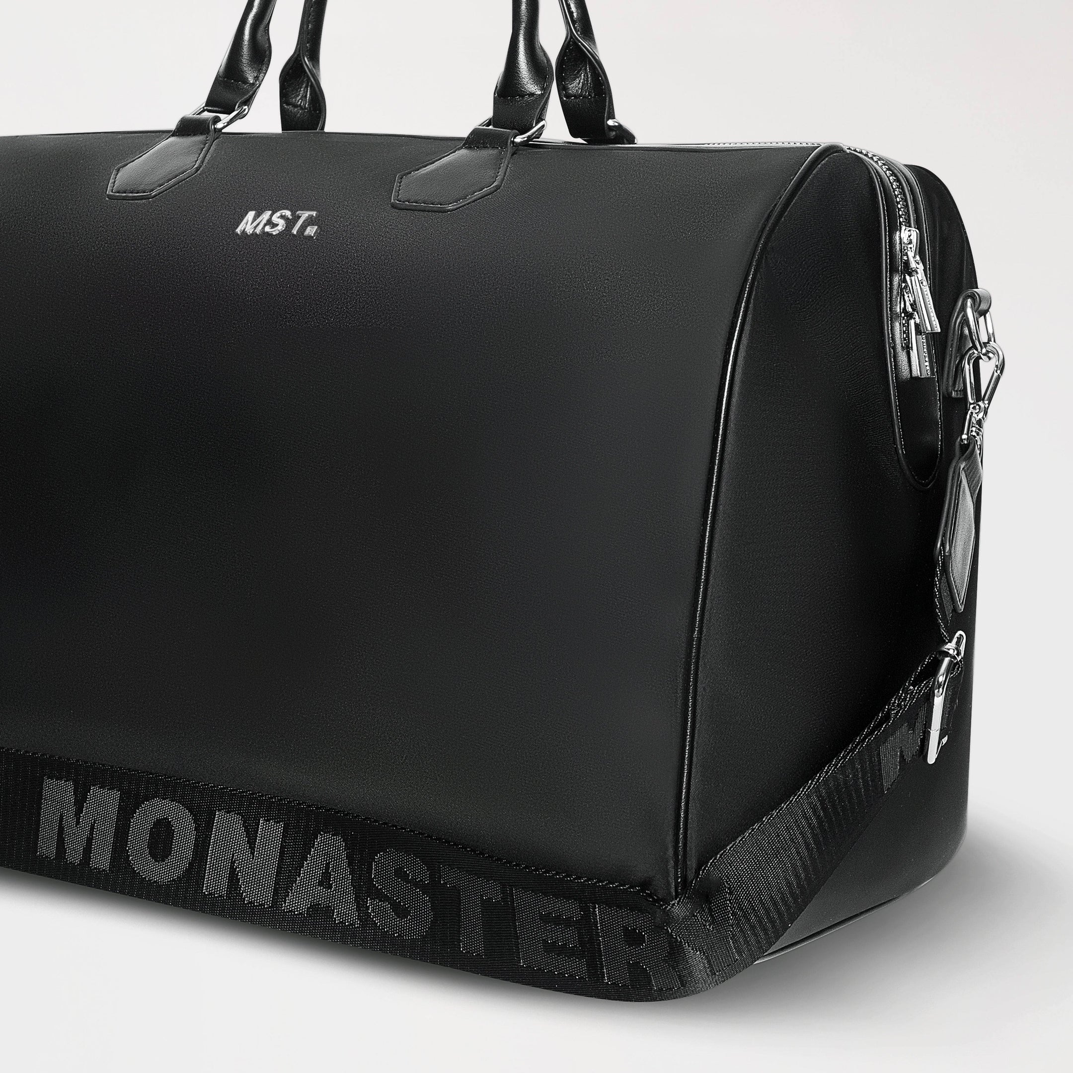 JORGEN DUFFLEBAG MEN BLACK