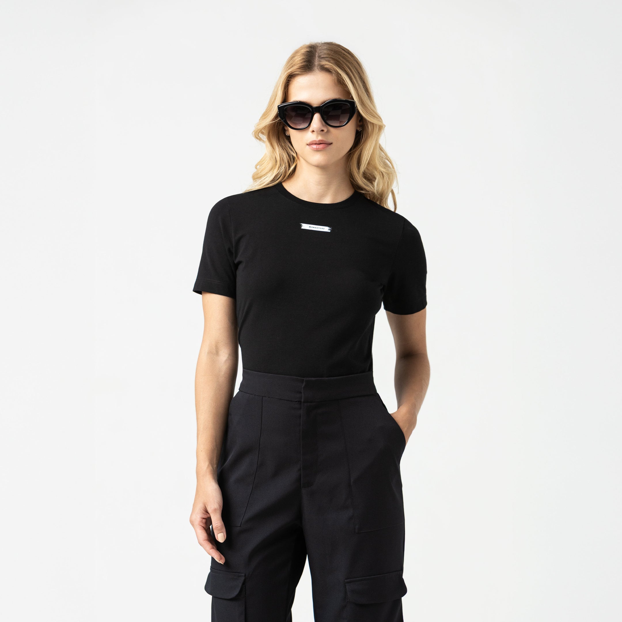 AKBAR T-SHIRT WOMEN BLACK METEORITE