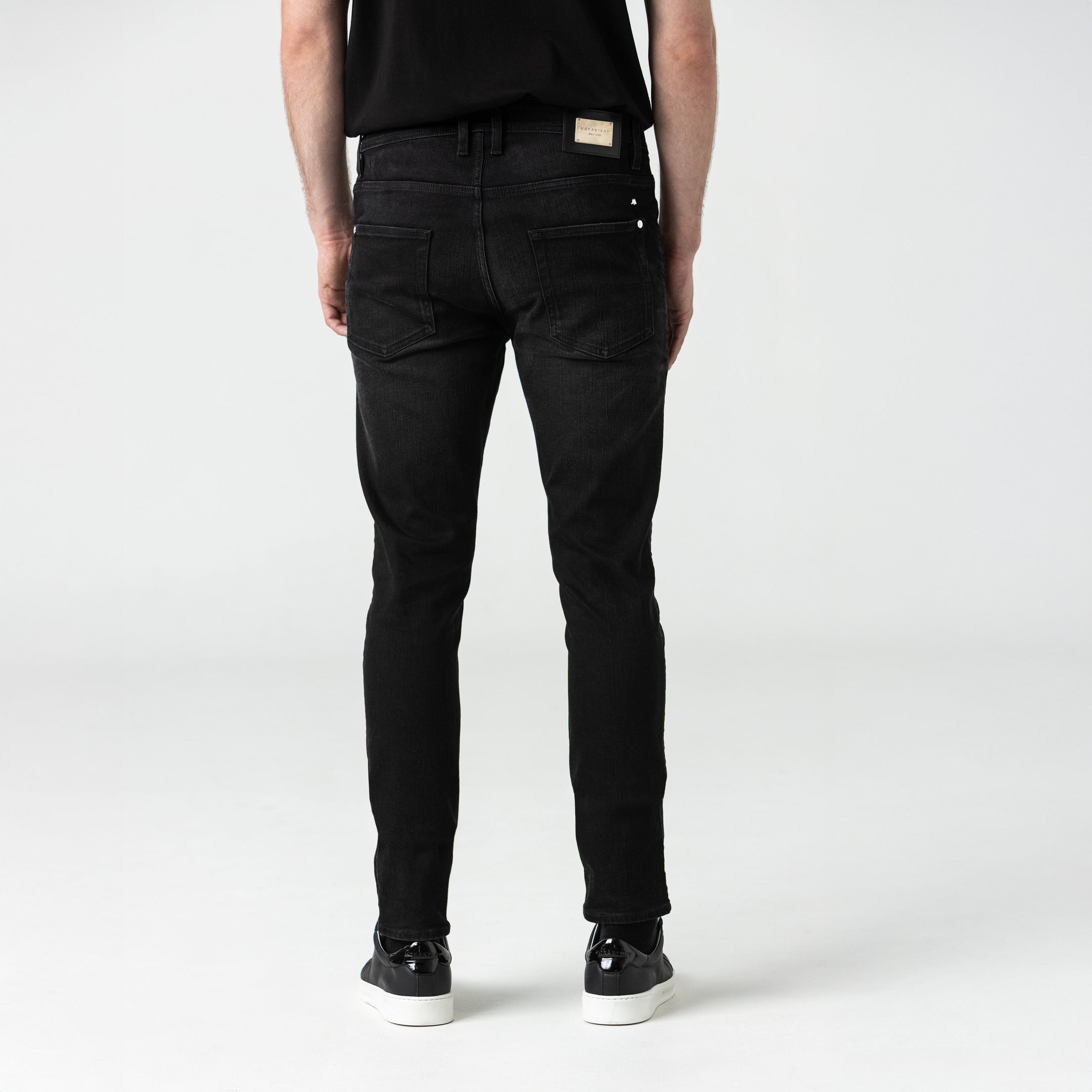 NAIM JEAN MEN BLACK